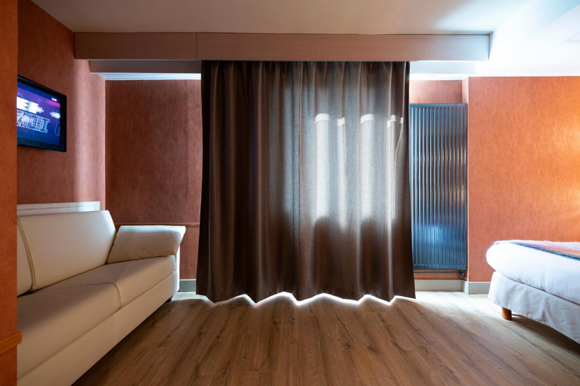 Urban Style Hotel De L'Europe Руан Экстерьер фото